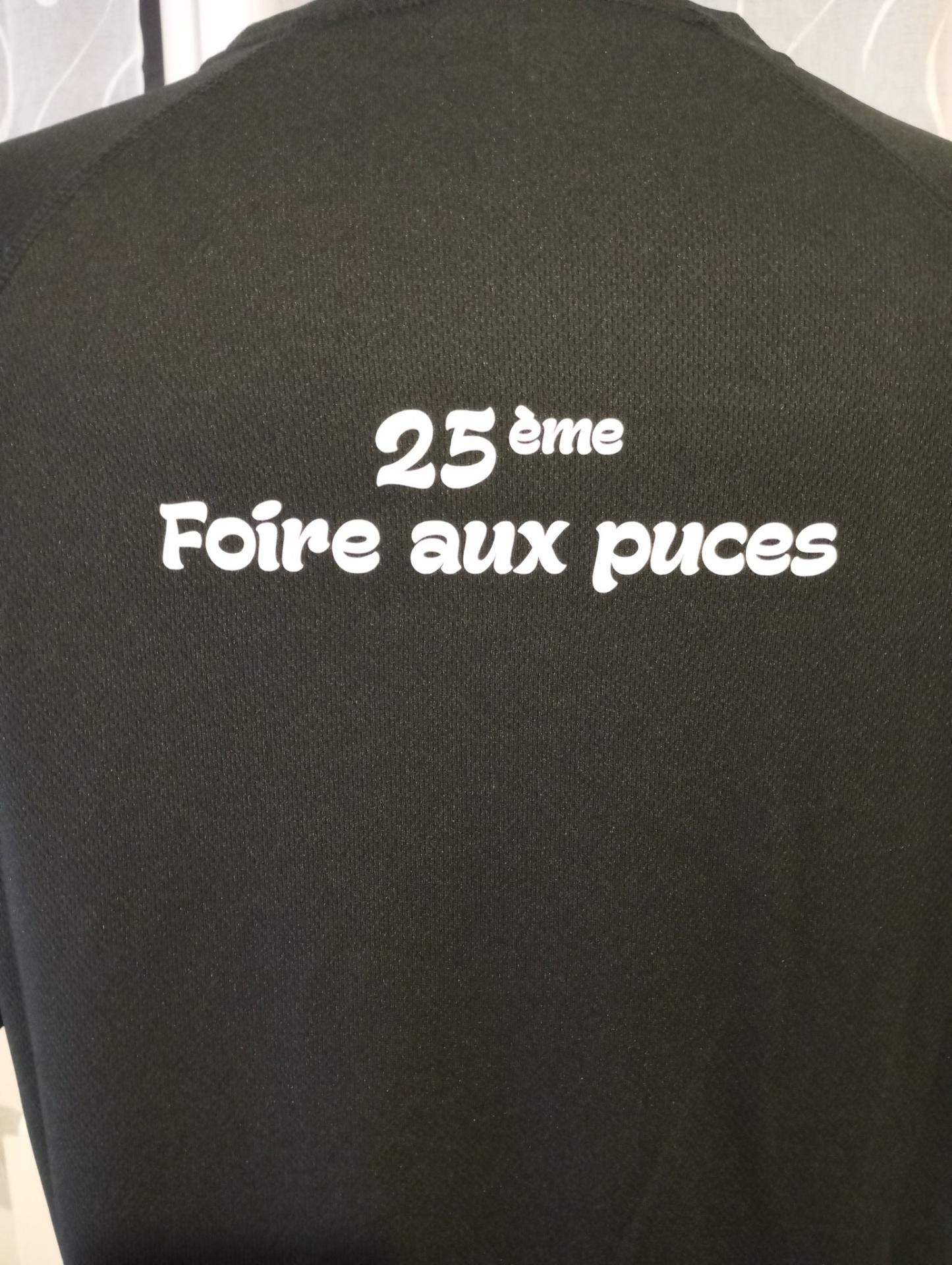 personnalisation foire sur tee-shirt noir